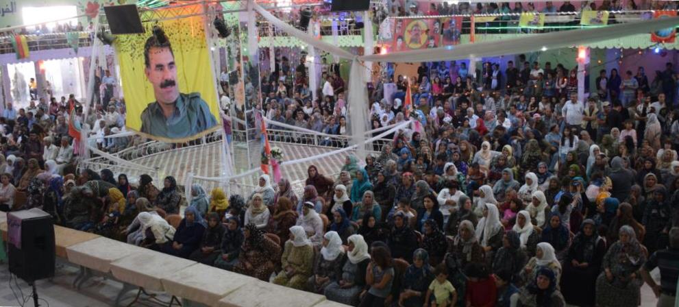Photo of عوائل الشهداء في كوباني يستذكرون شهداء 14 تموز