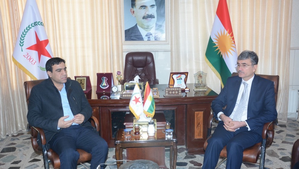 Photo of الاتحاد الديمقراطي والكادحين يؤكدان على ضرورة توحيد الصف الكردي