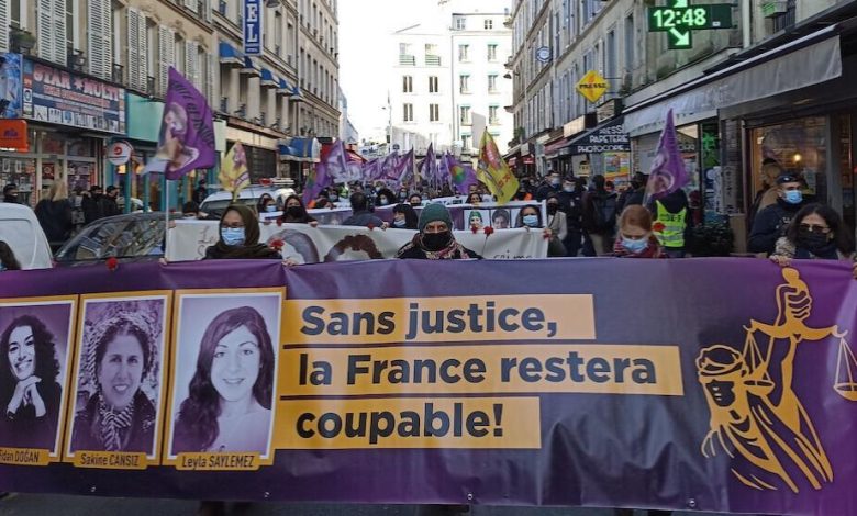 Photo of مظاهرة في باريس تطالب بتقديم قتلة ساكينا ورفيقاتها إلى العدالة