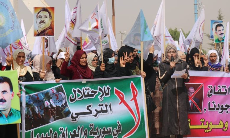 Photo of تجمع نساء زنوبيا في الرقة تندد بالاحتلال التركي