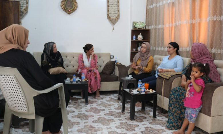 Photo of مجلس المرأة في PYD يستمر في زيارات نساء العشائر