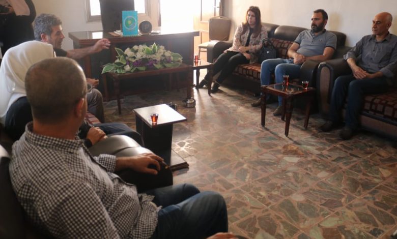 Photo of بهدف تعزيز علاقات الحزبين الـPYD يجري زيارة لمكتب سوريا المستقبل في الرقة 