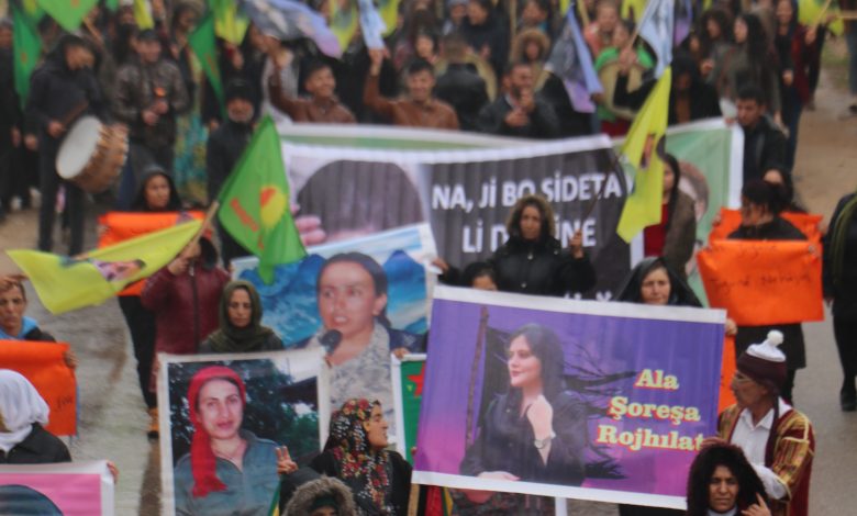 Photo of الشهباء … مؤتمر ستار ينظم مسيرة جماهيرية في اليوم العالمي لمناهضة العنف ضد المرأة  